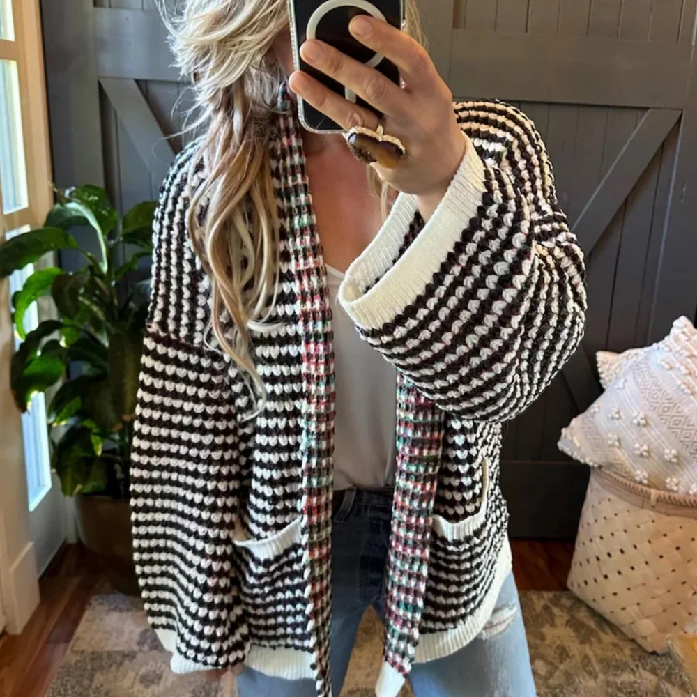 Womens Oversized Cozy Crochet Stitch Black White Yarn Knit Cardigan Sweater Boho - Picture 9 of 10